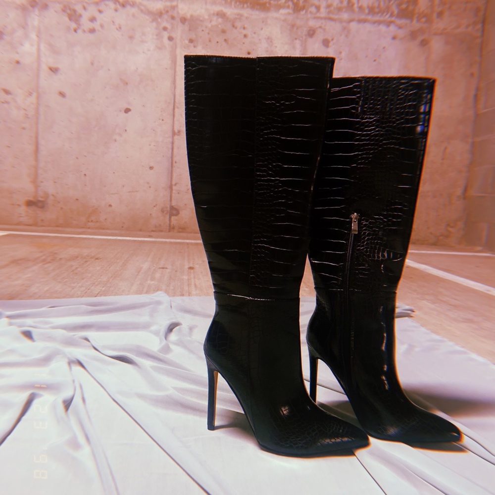 Black Knee Boots - Picture 6 of 6